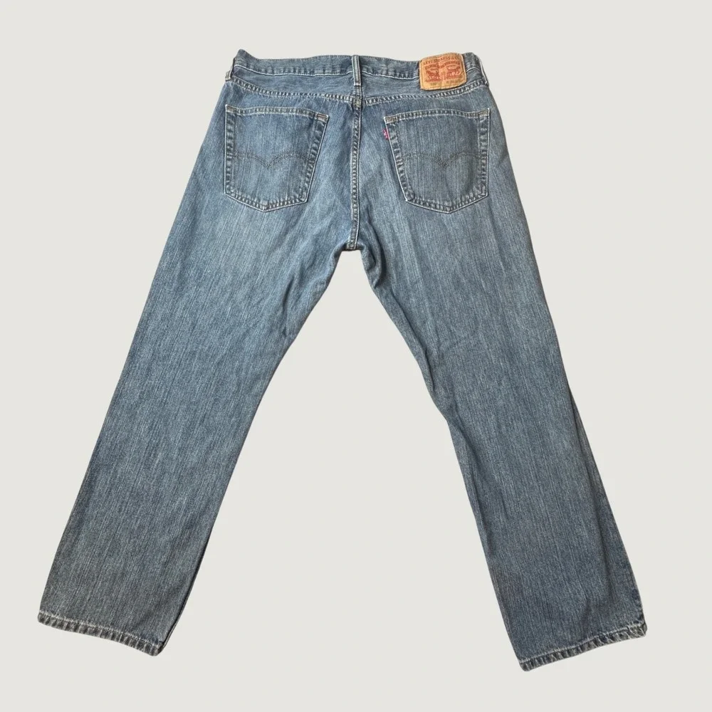 Levis medium from feature